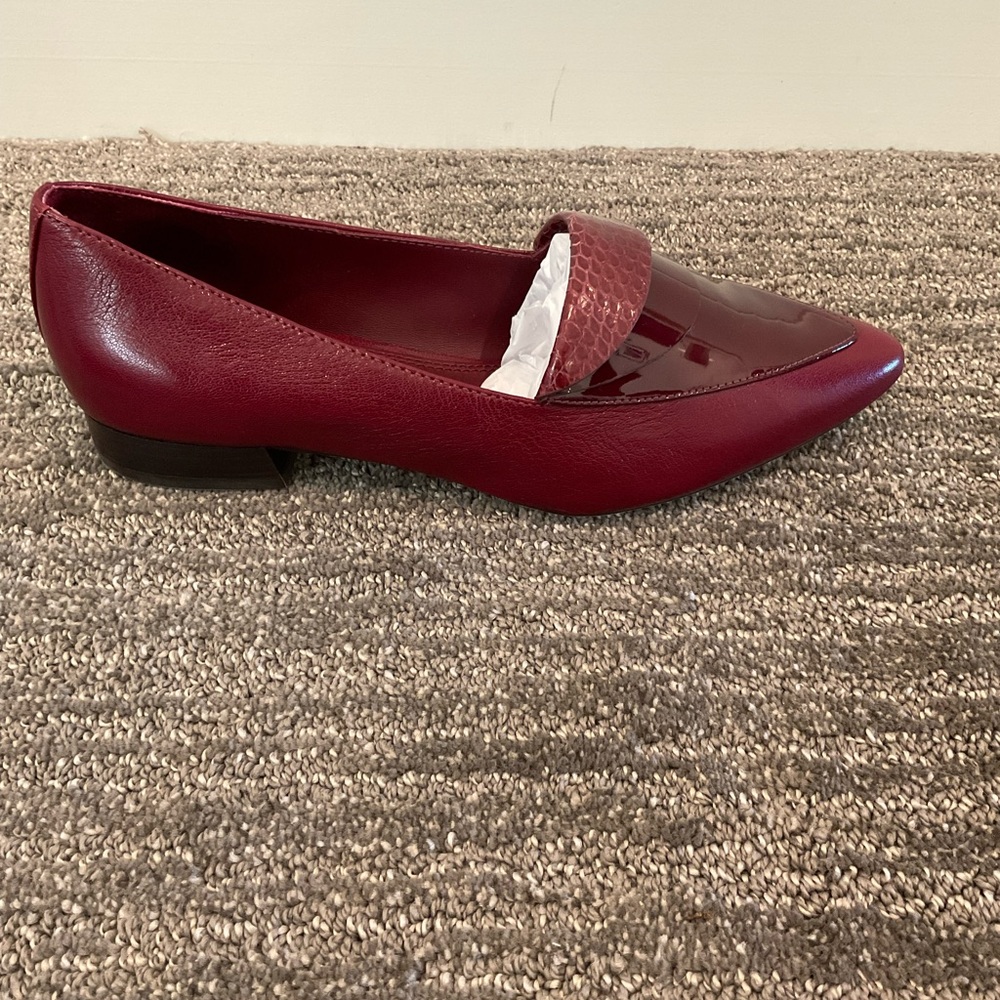 Tory Burch Envelope Loafer - Red/Burgundy - Picture 5 of 7